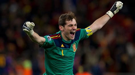 Horario y dónde ver en tv en directo el partido de la selección. Iker Casillas en busca de regresar a la Selección de ...