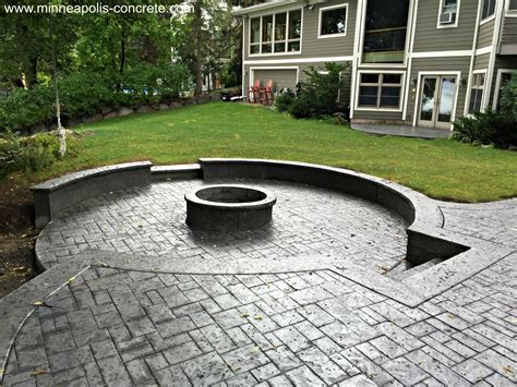 Cast concrete propane/natural gas fire pit table (natural concrete, size: Concrete Color Options | Fire pit patio, Patio layout ...
