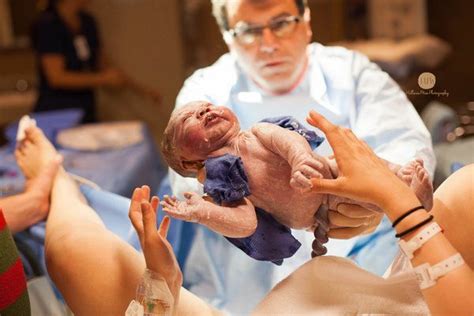 43 Photos That Show The Incredible Strength It Takes To Give Birth
