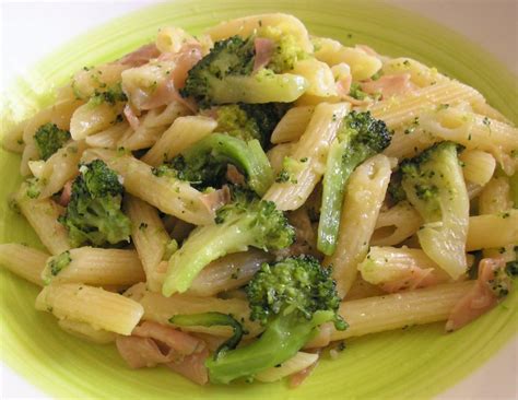 Pasta Con Broccoli E Mortadella Blog Di Cucina Facile E Piatti Semplici