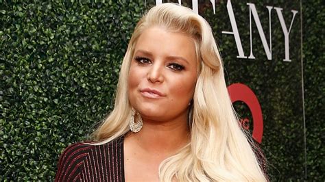 Jessica Simpson Shows Off Son Aces New Short Hair Us Weekly