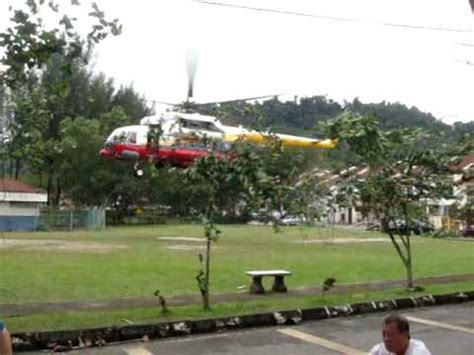 The landslide took place at approximately 3.30 a.m., measuring 109m in width at the crest, 120m in length, 15m in. Bukit Antarabangsa, Malaysia Landslide 6 Dec08 Heli ...
