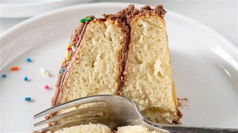 3.5 ounces of coconut oil, melted. Easy Gluten-Free Vanilla Cake