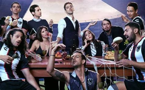 With luis gerardo méndez, mariana treviño, jesús zavala, antonio de la vega. Club de Cuervos - somosguate