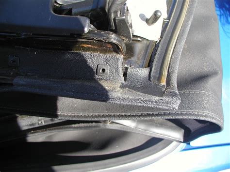 Replacing a car convertible top