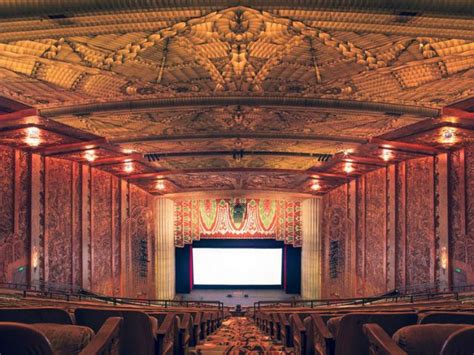 Les Meilleures Salles De Cinéma Du Monde Idées Déco Maison Art Deco