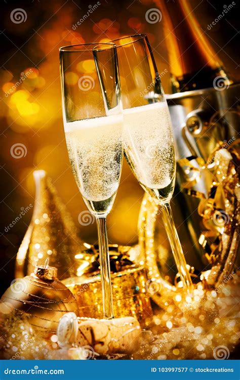 Two Romantic Effervescent Flutes Of Champagne Stock Image Image Of