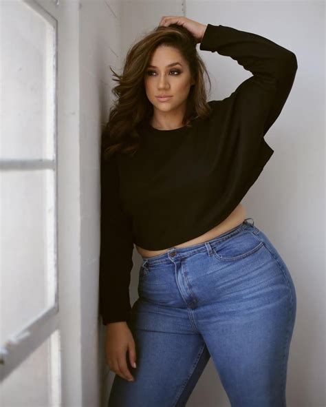 Erica Lauren Plus Size Model Picture