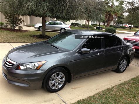 The coupe has styling that's bolder, with. 2011 Honda Accord Se Sedan 4 - Door 2. 4l