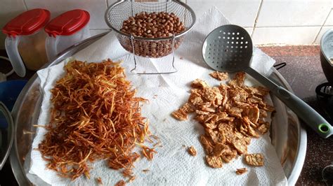 Jadi, hari ini saya ingin berkongsi resepi ayam masak sambal hijau yang telah terbukti sedap. Resepi Sambal Kering Tempe, Kentang, Ikan Bilis dan Kacang ...