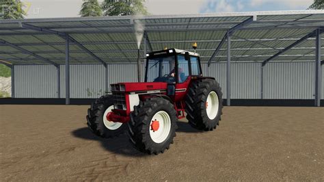 We support our trainees all the way. Case IH International 1055 v 1.0 - FS19 mods