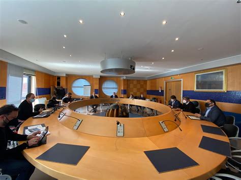 Dal 5 al 6 giugno 2021 la città di taranto ospiterà il circuito sailgp e la sezione di taranto della lega navale italiana sarà uno dei partner logistici dell'evento. SailGP Taranto, prime riunioni operative per l'evento di ...