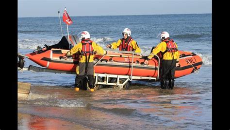 Happisburgh Rnli Volunteers Called To Inflatable Being Blown Out To Sea