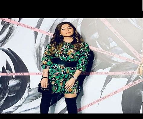 Within 24 hours of its release, the song bambholle from the film laxmii was trending on number one, crossing over 17 million views! Coronavirus Outbreak: FIR against singer Kanika Kapoor for ...
