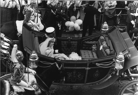 70 rare photos from princess diana s wedding you ve probably never seen before