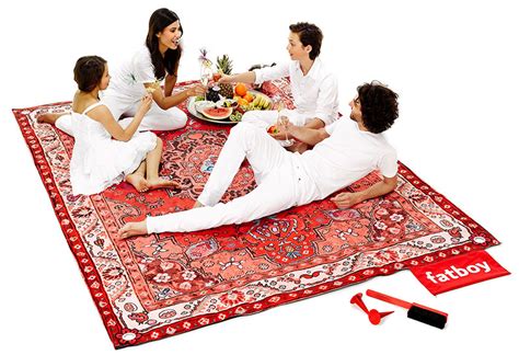 The carpet specialties are one of the ways you can give your house a little charm and elegance. fatboy Outdoor Teppich Picnic Lounge Drifte Wohnform