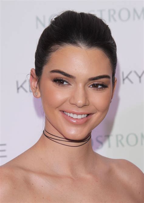 The 25 Best Kendall Jenner Face Ideas On Pinterest Kendall Jenner