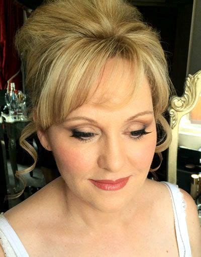 Mother Of The Bride Wearing Natural Smokey Eye And Red Lipstick Amazing