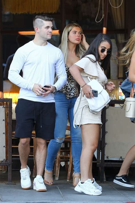 Brielle Biermann Shopping Candids With Her Friends At Il Pastaio In Beverly Hills 04 Gotceleb