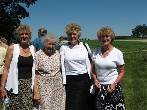 60 Carol Olga Judy Linda Aunt Olga And The Eggen Sisters Flickr