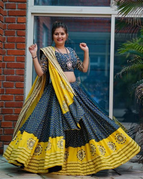 Malaysia's #1 shopping platform for baby & kids essentials, toys, fashion & electronic items, and more! Grey yellow printed lehenga Heer Boutique | Mehendi ...