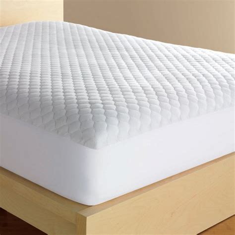 Buying a waterproof mattress pad for a crib can be tricky. Waterproof Mattress Pad Down Alternative Queen Size ...