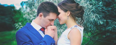 More and your 20s and the latest dating around. What Does "Dating" Mean? What Do People Actually Do When ...
