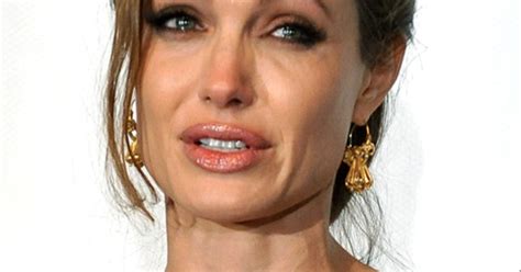 Pic Angelina Jolie Cries On Valentines Day Us Weekly