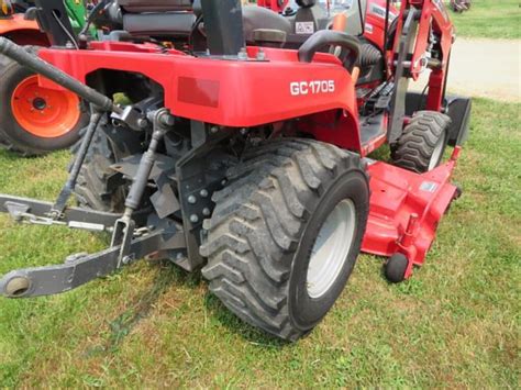 Massey Ferguson Gc1705 Tractors Less Than 40 Hp For Sale Tractor Zoom