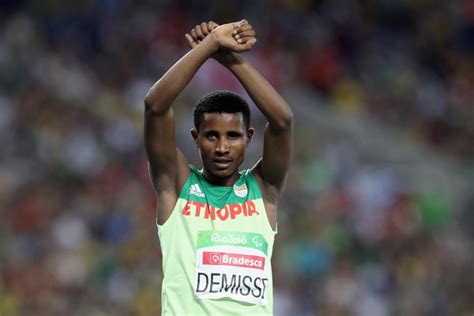 Ethiopian Paralympic Athlete To Seek Asylum In The Us After Making Oromo Protest Sign At Rio