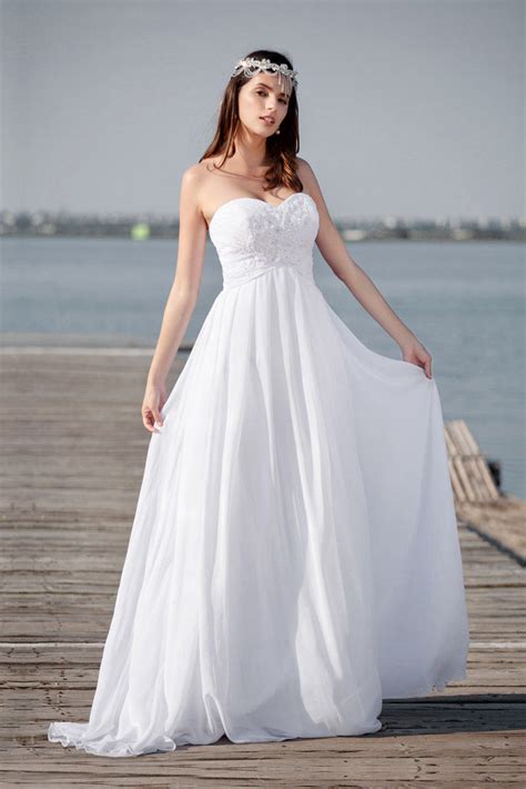 Strapless Sleeveless Long Chiffon Bridal Beach Wedding Dresses Angrila