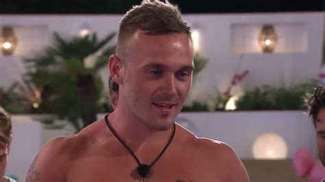 Eden Invites Erin For A Night In The Hideaway Love Island All Stars