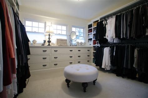 The best part is, none of these require things like major renovations or knocking down walls. How To Turn A Walk-In Closet Into A Glamorous Dressing ...
