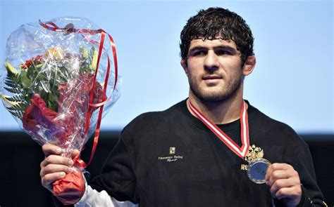 Olympic Wrestling Champion Will Be Standard Bearer Of Russian Team At