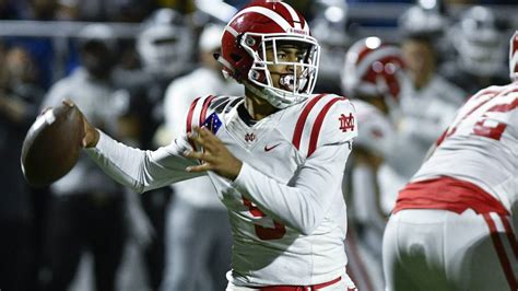 Bryce Young Can Be The Next Great Freshman Qb In College Football