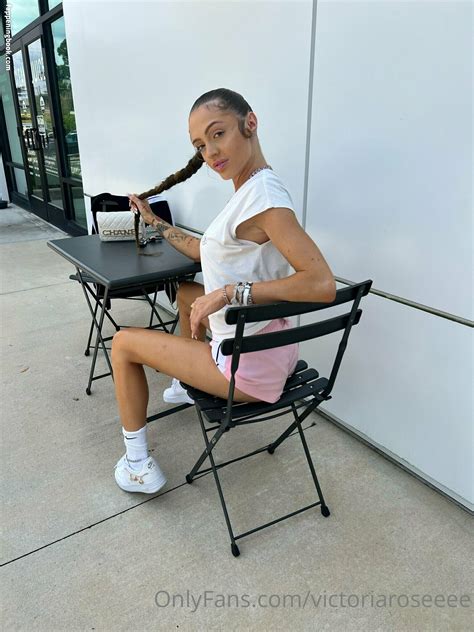 Woah Vicky / WoahVicky Nude, OnlyFans Leaks, The Fappening - Photo