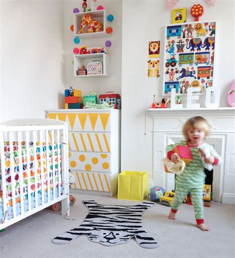 Auf dem spielteppich gibt es straßen,. Kinderzimmer | Jungenzimmer, Kinder zimmer, Kinderzimmer