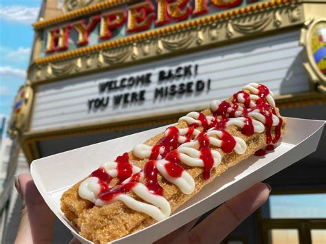 Review Strawberry Cheesecake Churro Disappoints At Disney California