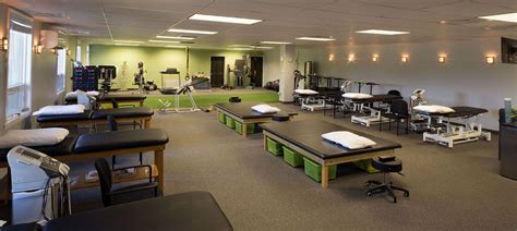 Hd Physical Therapy Office Space In Lakeside Park Along Lake