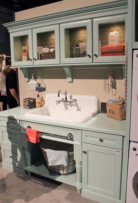 Checking Out The Nelsons Sink On Display At Kbis Retro Renovation