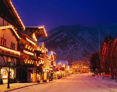 The Most Charming Small Towns To Visit During The Christmas Season