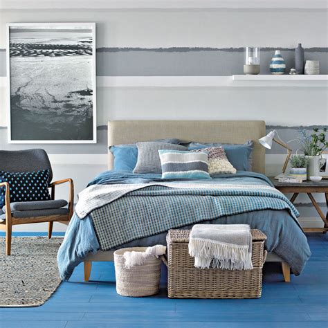 I picked up most of the materials at. Beach themed bedrooms - Coastal bedrooms - Nautical bedrooms