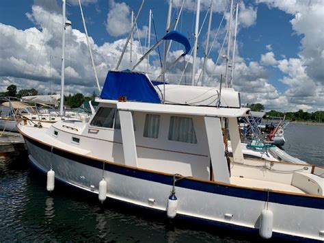 Ontario Yachts Great Lakes Trawler 33 1985 Used Boat For Sale In