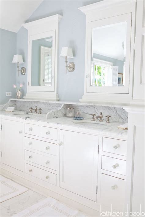 A bathroom vanity backsplash should extend a minimum of 4 inches from the countertop along the width of the vanity. Vanity Backsplash with Shelf - Traditional - Bathroom ...