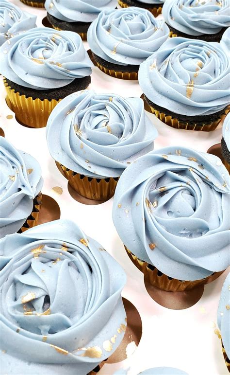 Blue With Gold Splatter Wedding Cupcakes Cupcake Cake Designs