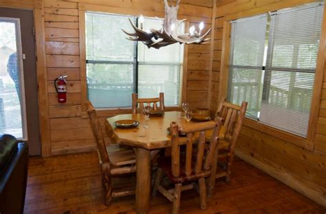 Enjoy nightly cabin rentals in pigeon forge tn offering a resort atmosphere with swimming pool access in the our pin oak resort cabin rentals are spacious 1 and 2 bedroom cabins, many with. Nightly Cabin Rentals - Hochatown, OK - Enjoy the ...