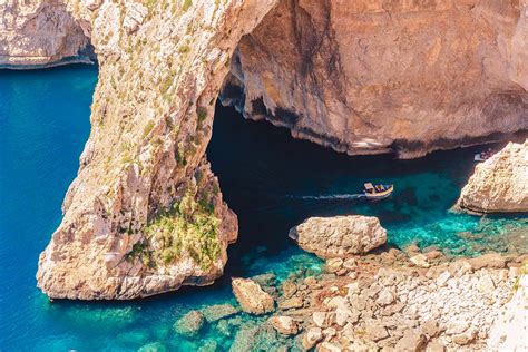 Boatmen Share Secrets Of Maltas Blue Grotto And Grand Harbor
