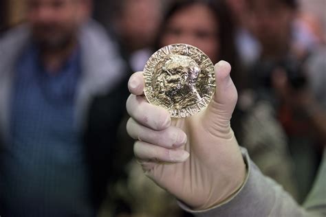 This year's nobel peace prize is the 100th to be awarded, but why is it so prestigious and who are some of the previous winners? Nobel Peace Prize made out of Fairmined gold - Samlerhuset ...