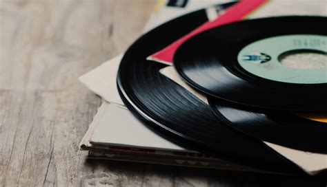 Tips for Collecting and Selling Vinyl Records - Pennysaver | Coupons & Classifieds