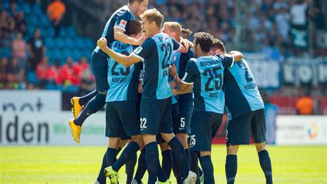 Die ultimative vfl bochum fan sammel seite. 2. Bundesliga: VfL Bochum gewinnt Derby gegen MSV Duisburg ...
